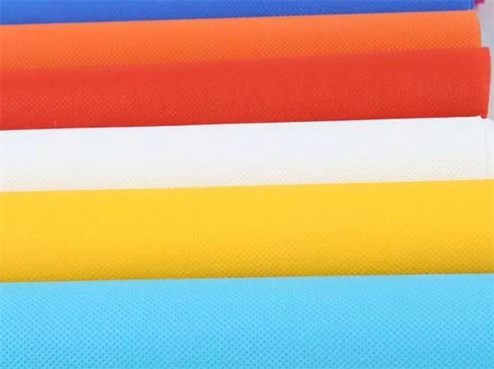 Colorful non-woven fabric