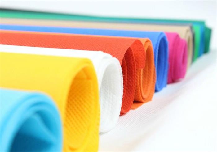 Qingdao non-woven fabric manufacturer the main application of non-woven fabrics product pictures of non-woven fabrics Run Juxiang non-woven fabric manufacturer 